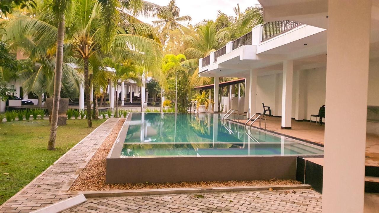 Tamarind Moon Hostel ดิคเวลลา ภายนอก รูปภาพ