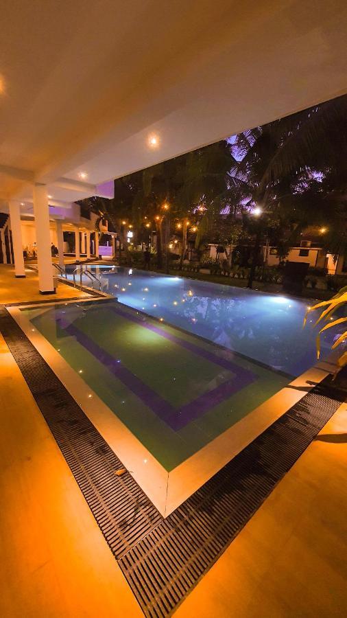 Tamarind Moon Hostel ดิคเวลลา ภายนอก รูปภาพ